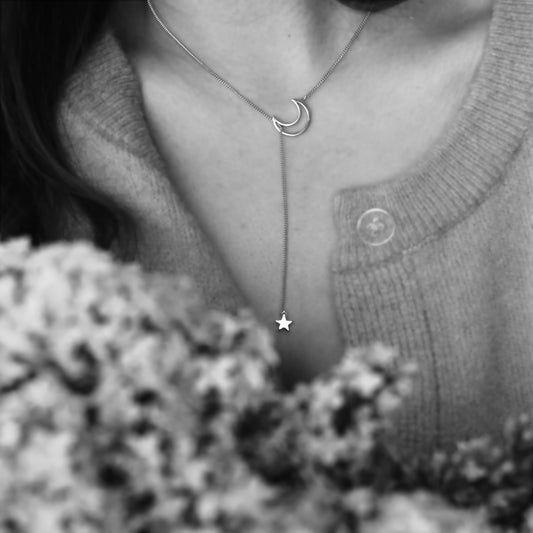 Collier Moon